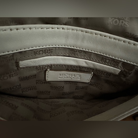 Michael Kors Clutch and Shoulder Bag - Picture 8 of 9